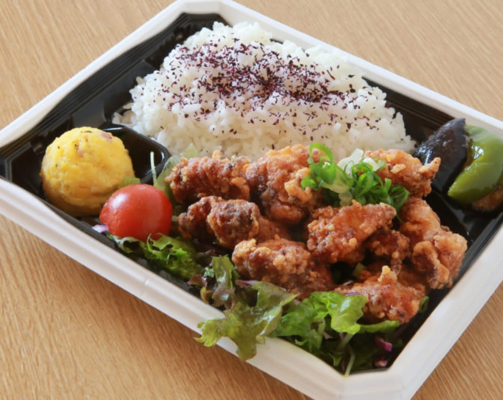 唐揚げお弁当｜ナチュラルキッチン SAL（サール）